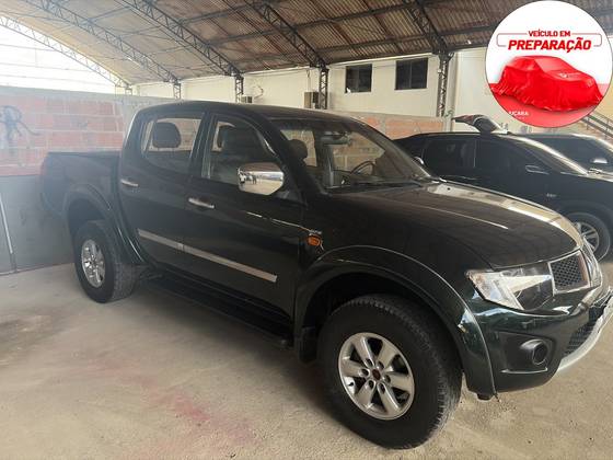 MITSUBISHI L200 TRITON 3.2 HPE 4X4 CD 16V TURBO INTERCOOLER DIESEL 4P AUTOMÁTICO